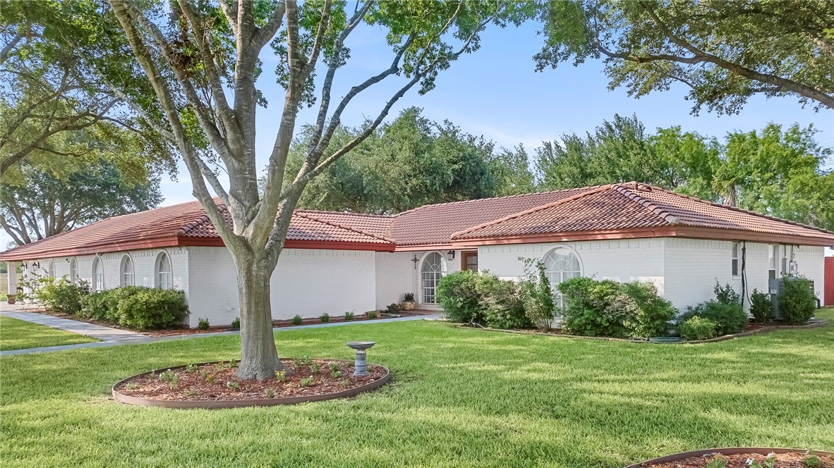 199 Cr 376 George West TX 78022