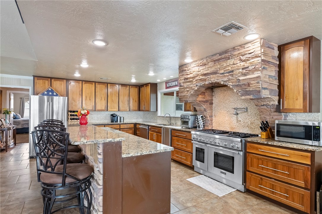 199 Cr 376 George West TX 78022