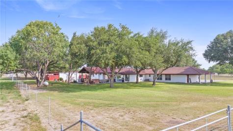 199 Cr 376 George West TX 78022