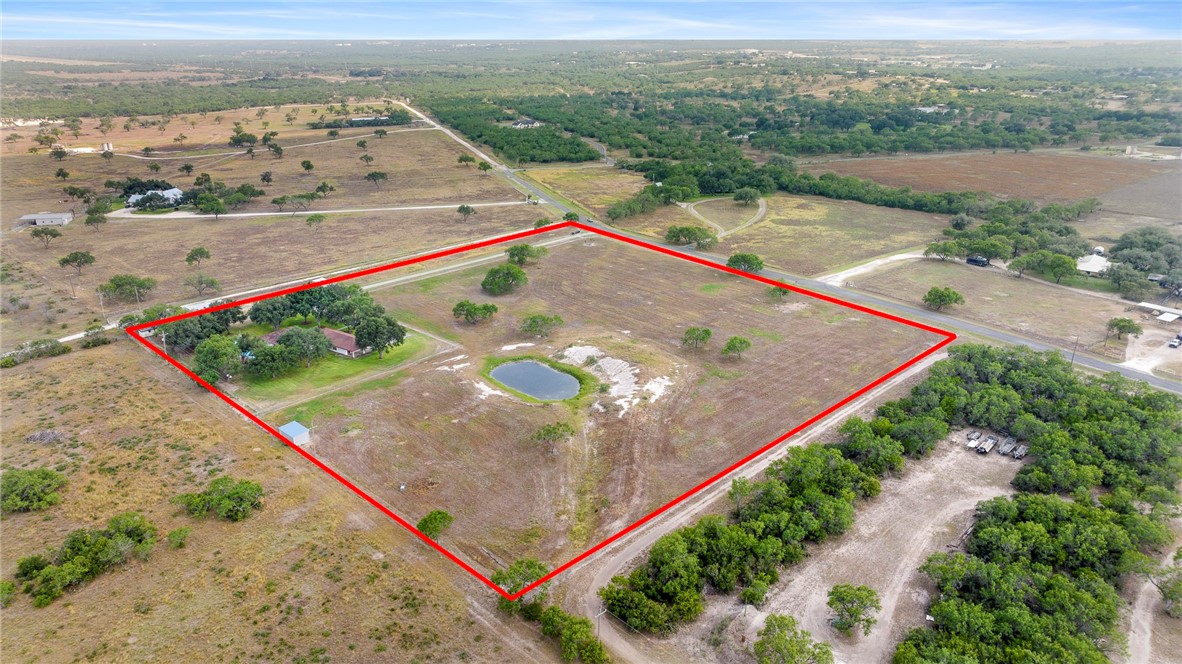 199 Cr 376 George West TX 78022