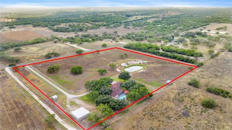 199 Cr 376 George West TX 78022