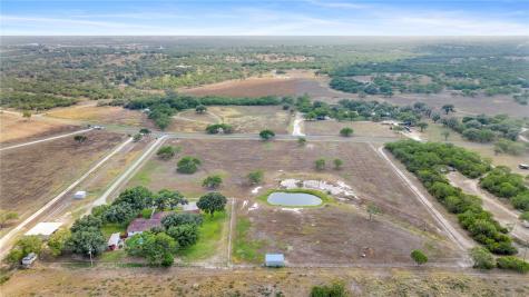 199 Cr 376 George West TX 78022