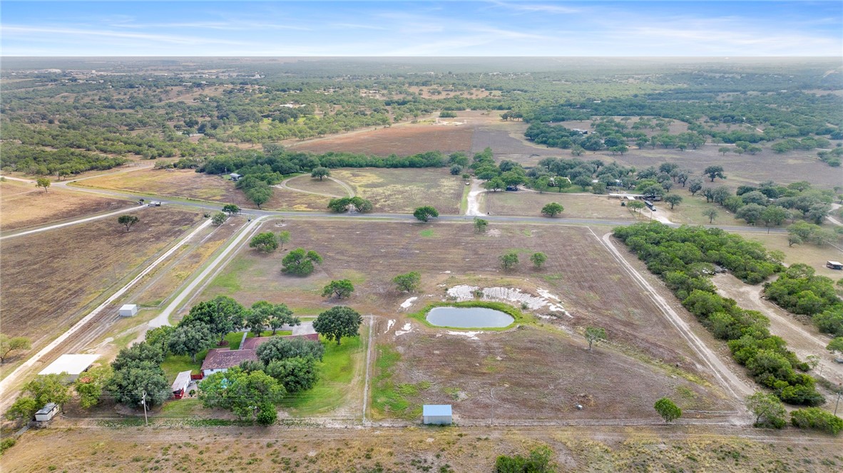 199 Cr 376 George West TX 78022