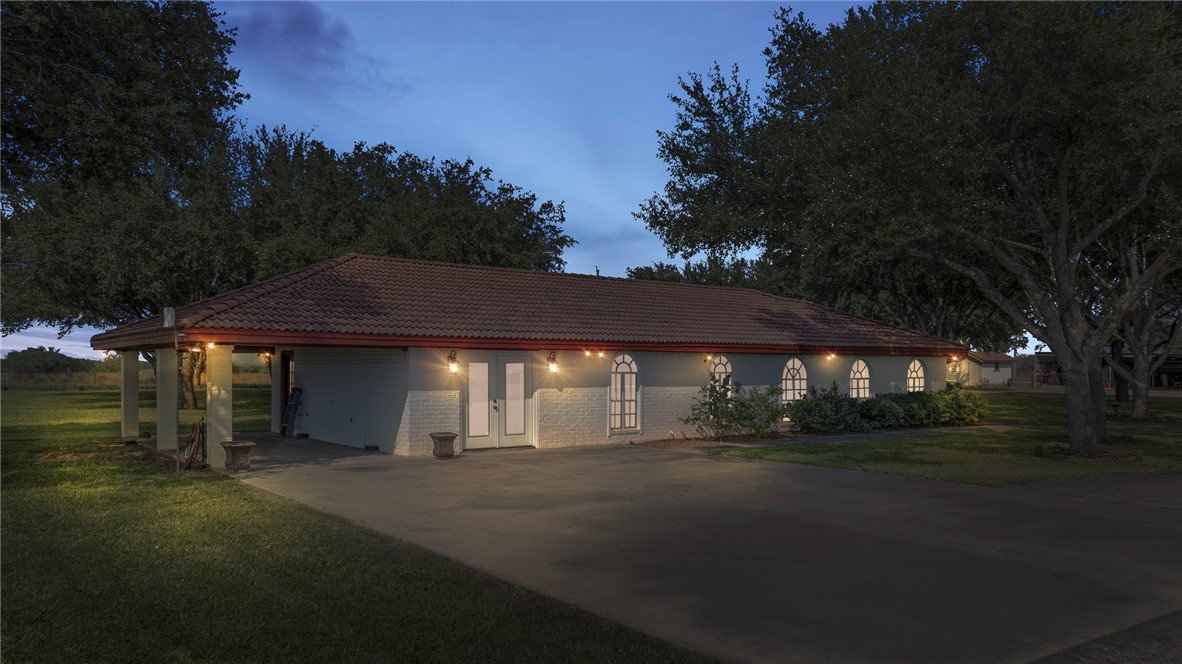 199 Cr 376 George West TX 78022