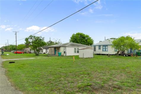 539 W Nelson Avenue Aransas Pass TX 78336
