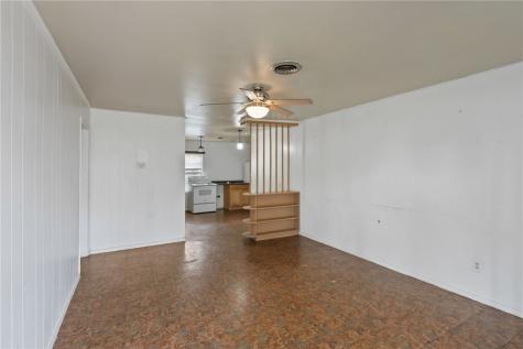 539 W Nelson Avenue Aransas Pass TX 78336