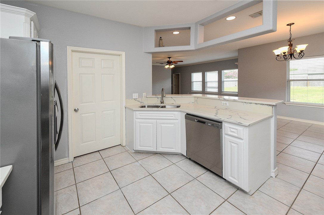 2318 Luzius Drive Corpus Christi TX 78418