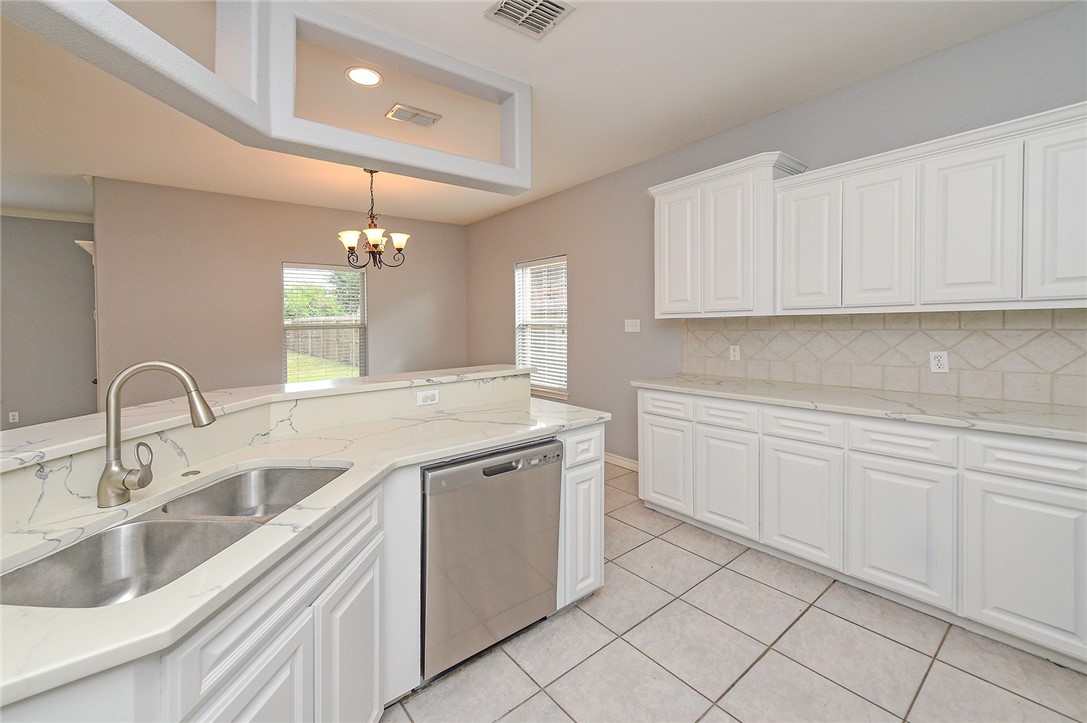 2318 Luzius Drive Corpus Christi TX 78418