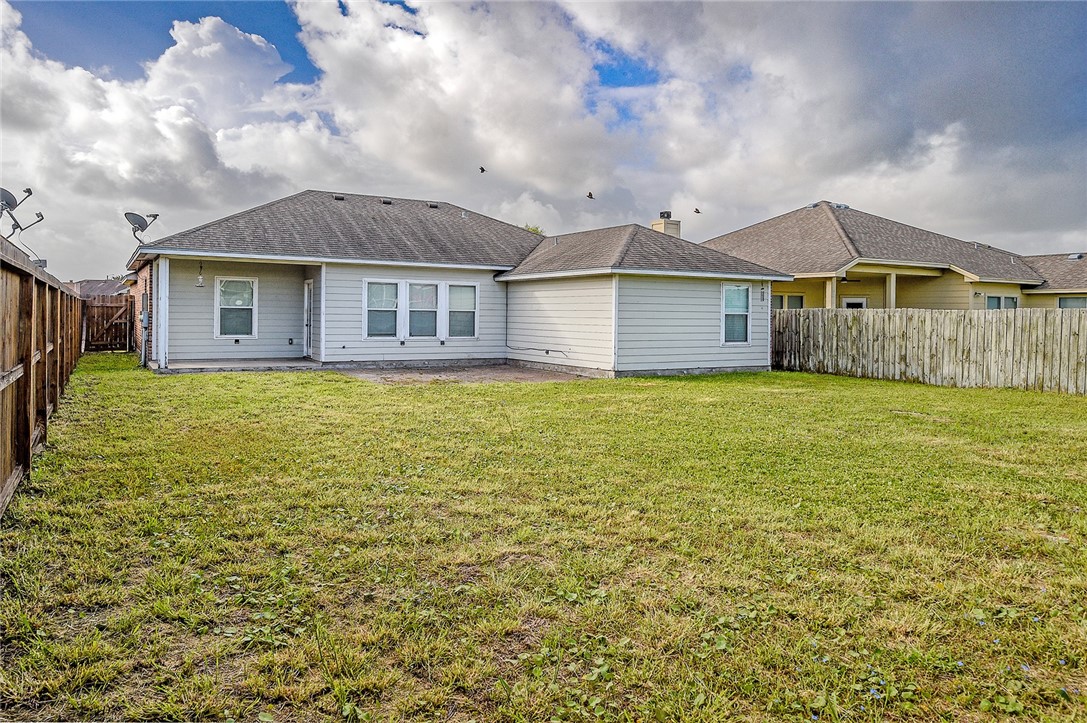 2318 Luzius Drive Corpus Christi TX 78418