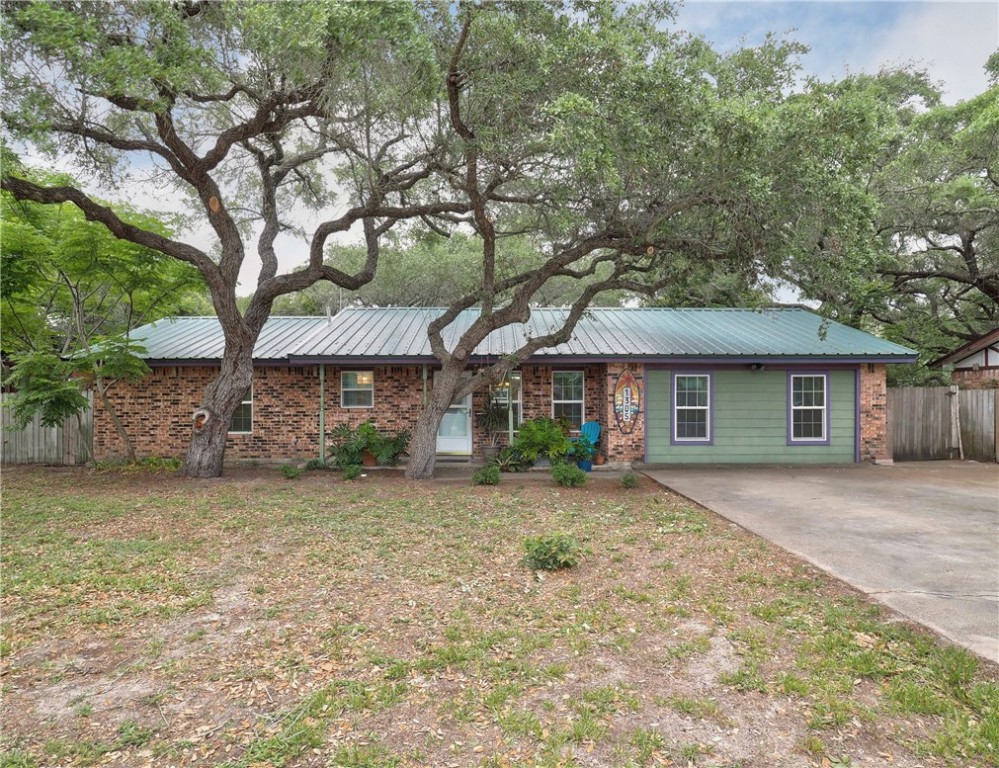 1305 S Whitney Street Aransas Pass TX 78336