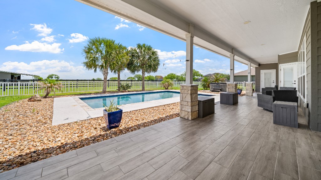 958 Santa Cruz Lane Corpus Christi TX 78415