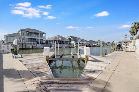 637 Pompano Drive Aransas Pass TX 78336