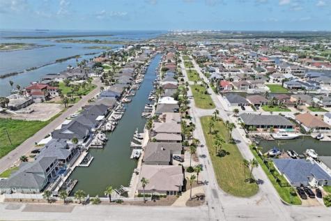 637 Pompano Drive Aransas Pass TX 78336