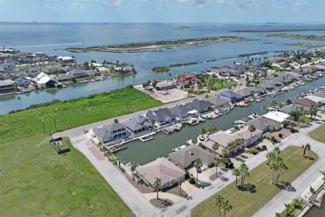 637 Pompano Drive Aransas Pass TX 78336