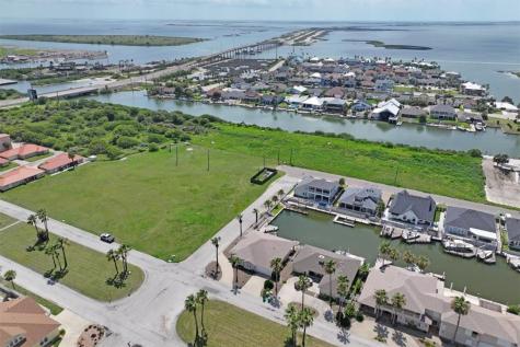 637 Pompano Drive Aransas Pass TX 78336