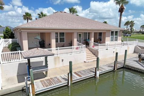 637 Pompano Drive Aransas Pass TX 78336