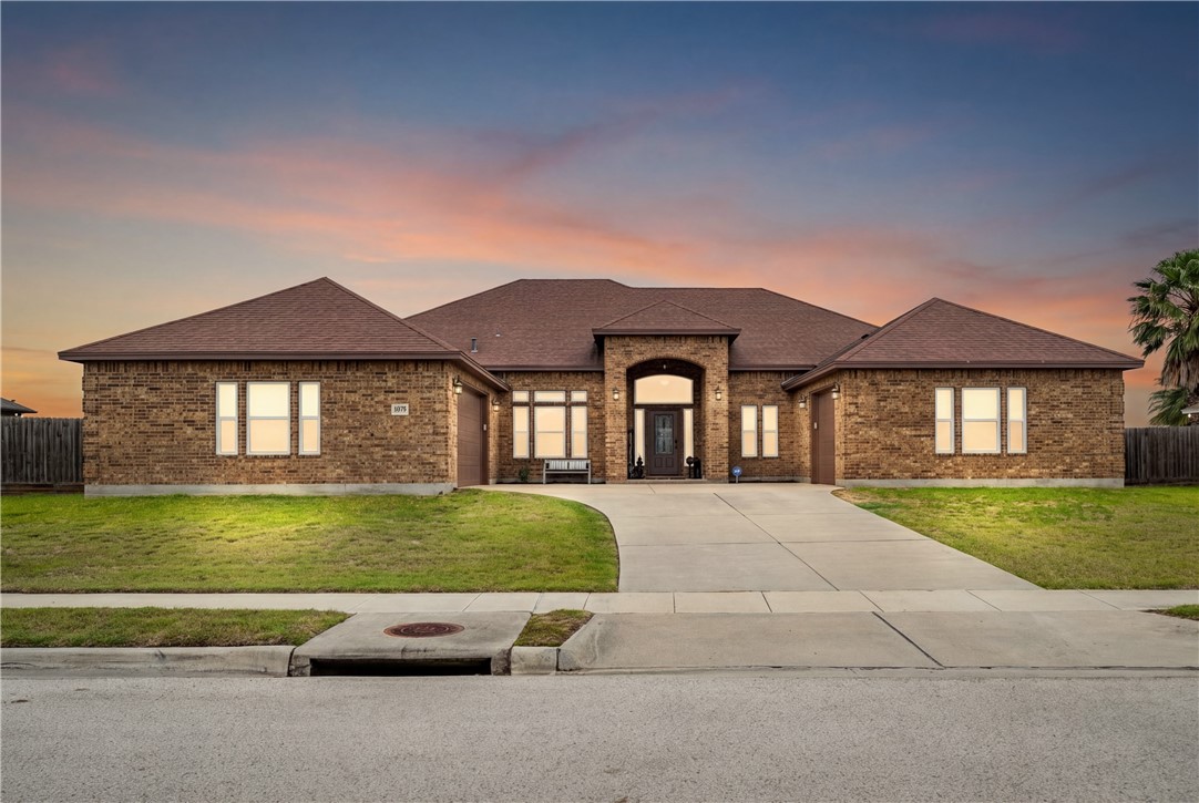 2034 Arash Drive Corpus Christi TX 78413