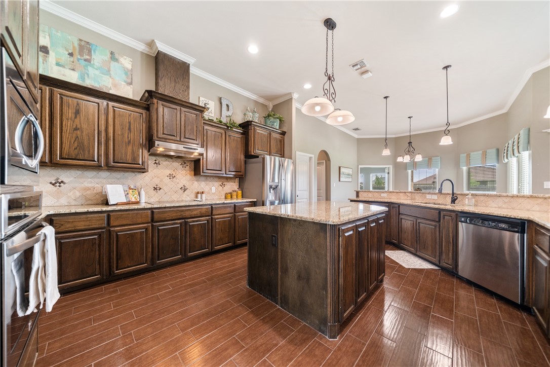 2034 Arash Drive Corpus Christi TX 78413