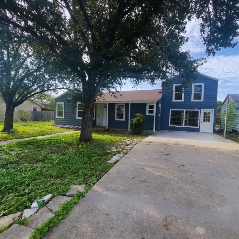 721 E Warren Avenue Kingsville TX 78363