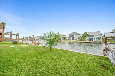151 Port Royal City By The Sea TX 78336