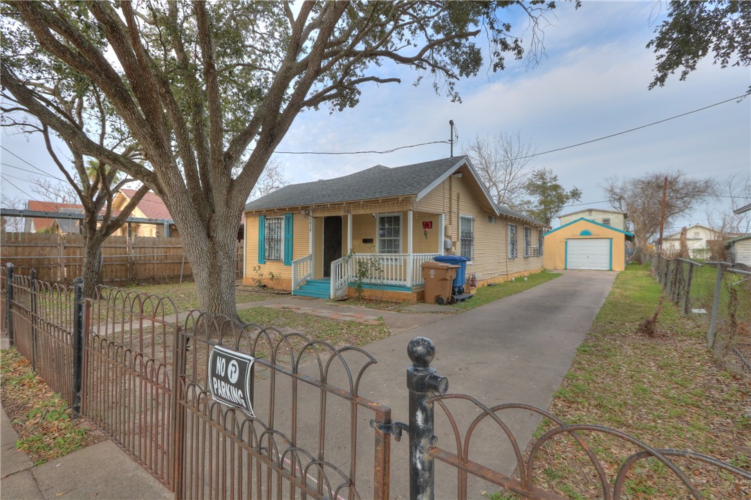 1414 14th Street Corpus Christi TX 78404