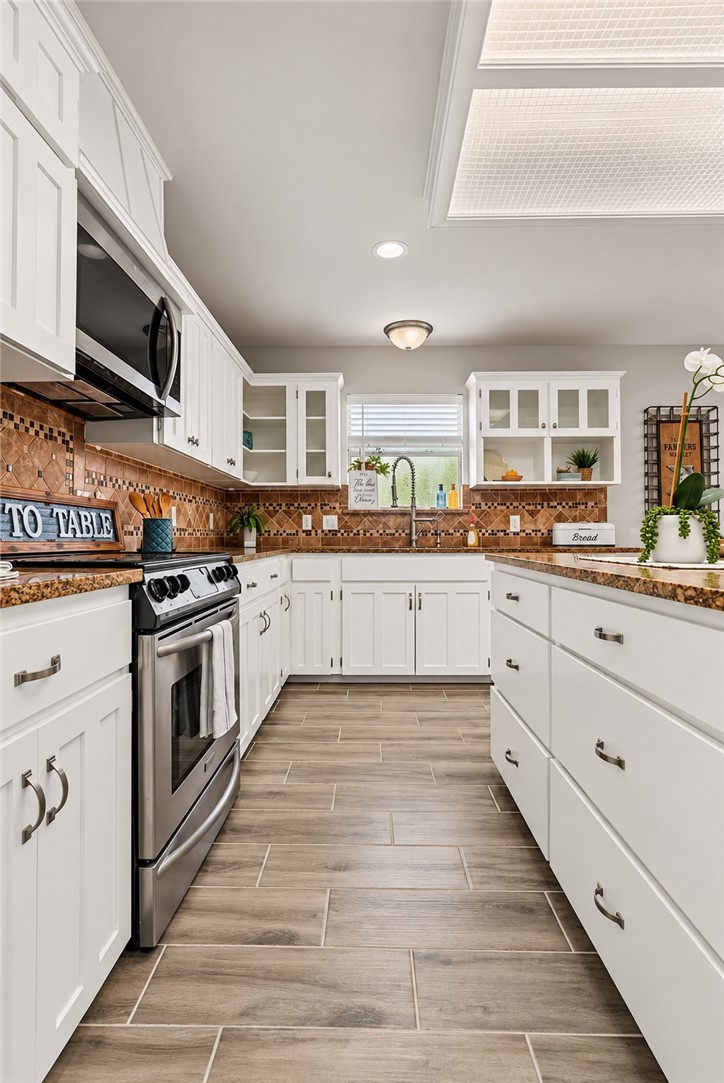 6009 King Trail Corpus Christi TX 78414