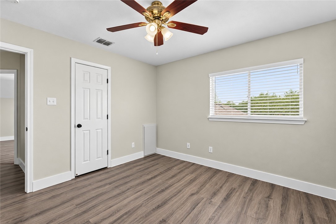 6009 King Trail Corpus Christi TX 78414