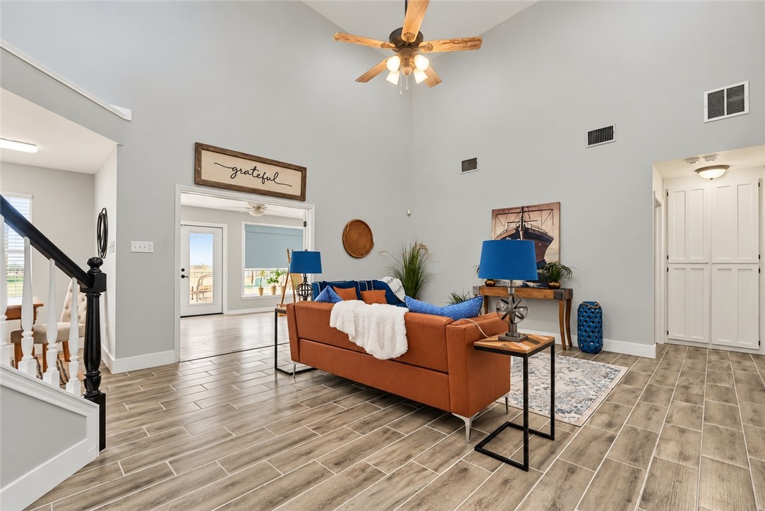 6009 King Trail Corpus Christi TX 78414