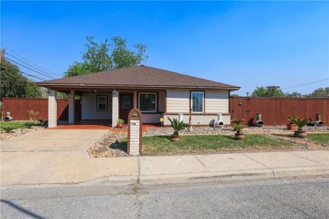 700 N Cameron Street Alice TX 78332