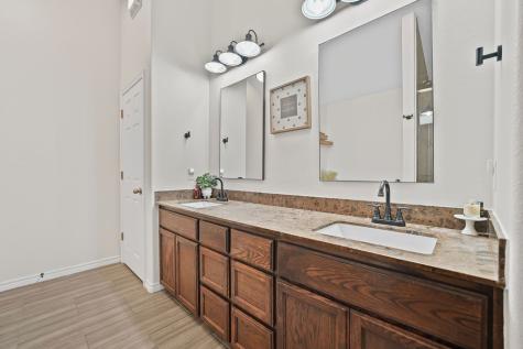 2015 Chesapeake Bay Drive Portland TX 78374
