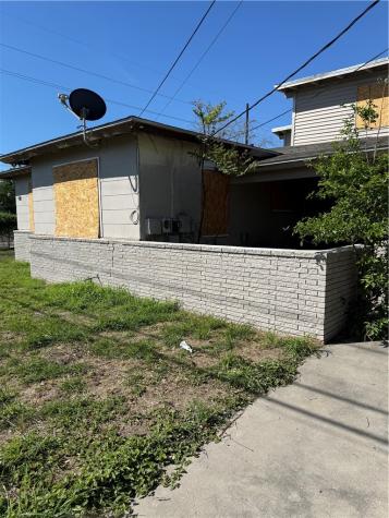 2002 Buford Street Corpus Christi TX 78405
