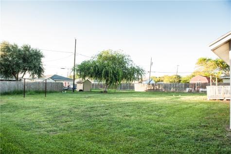 2741 Beaumont Avenue Ingleside TX 78362
