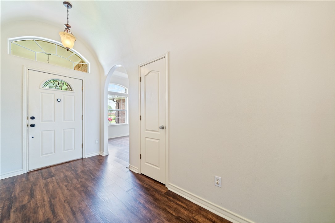3113 Bourgogre Drive Corpus Christi TX 78414