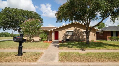 1821 Seine Drive Corpus Christi TX 78412