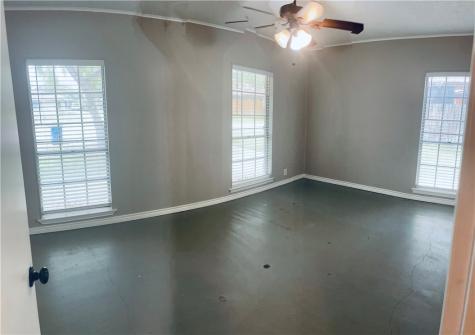 1128 Adeline Street Street Sinton TX 78387