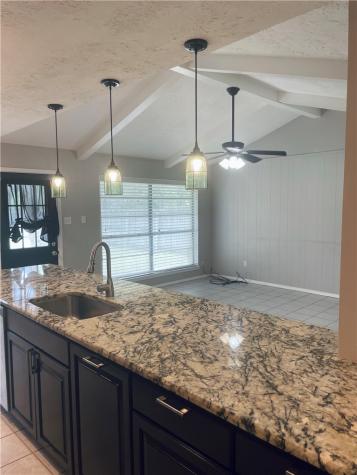 1128 Adeline Street Street Sinton TX 78387