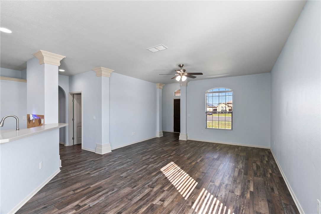 3033 Las Brisas Street Corpus Christi TX 78414