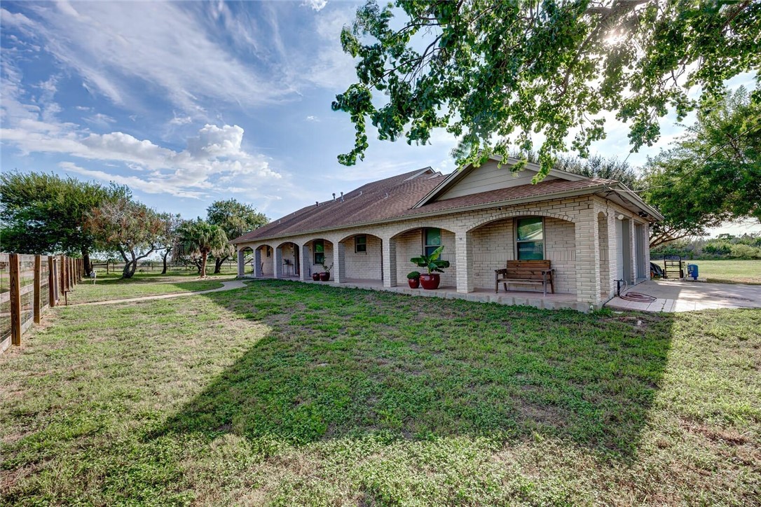 2745 Debra Lane Corpus Christi TX 78418