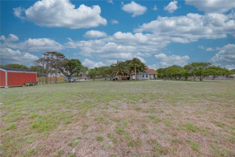 2745 Debra Lane Corpus Christi TX 78418