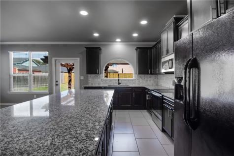 2212 Tallow Drive Portland TX 78374