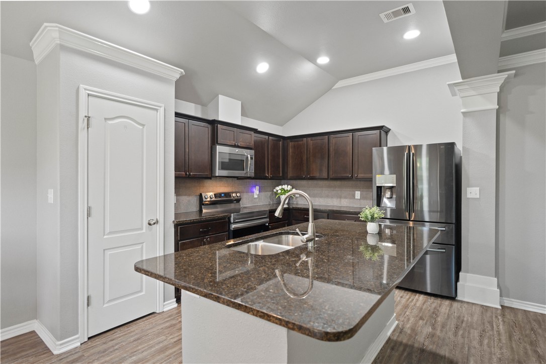 2909 Besterio Drive Corpus Christi TX 78415
