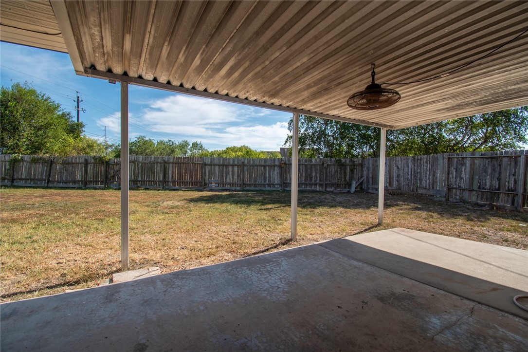 6733 Rhonda Drive Corpus Christi TX 78412