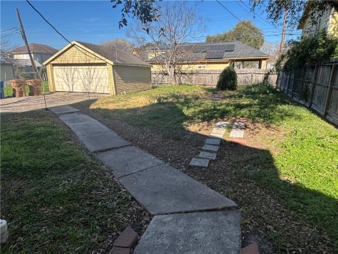 450 Cole Street Corpus Christi TX 78404