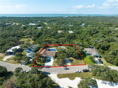 13 W Lake Drive Rockport TX 78382