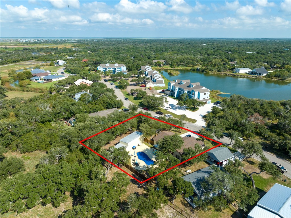 13 W Lake Drive Rockport TX 78382