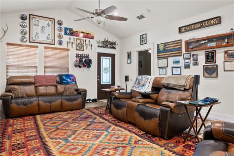 13 W Lake Drive Rockport TX 78382