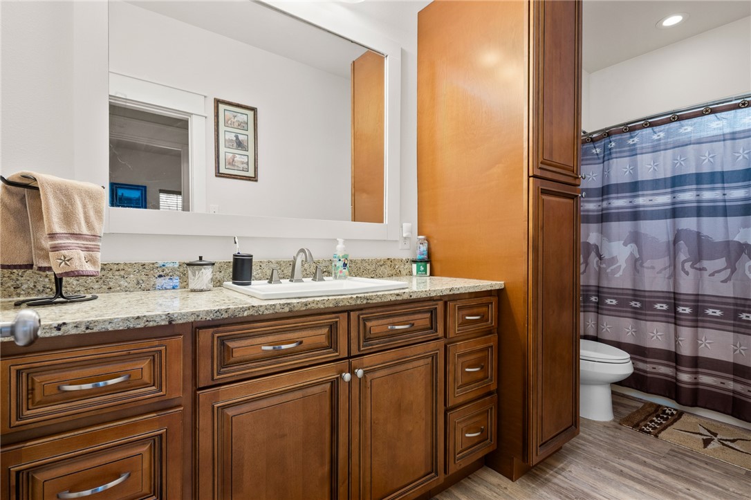 13 W Lake Drive Rockport TX 78382