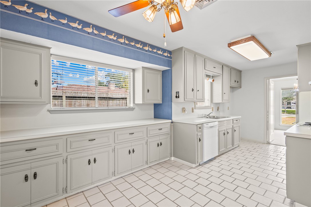 5209 Moultrie Drive Corpus Christi TX 78413