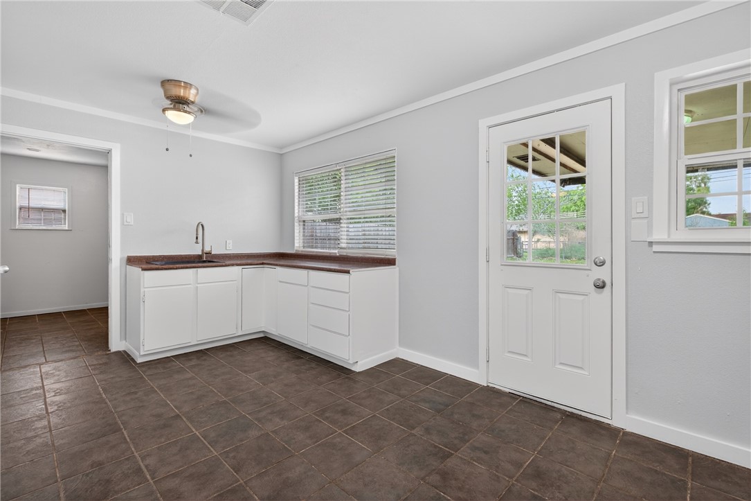 10914 Stacy Corpus Christi TX 78410