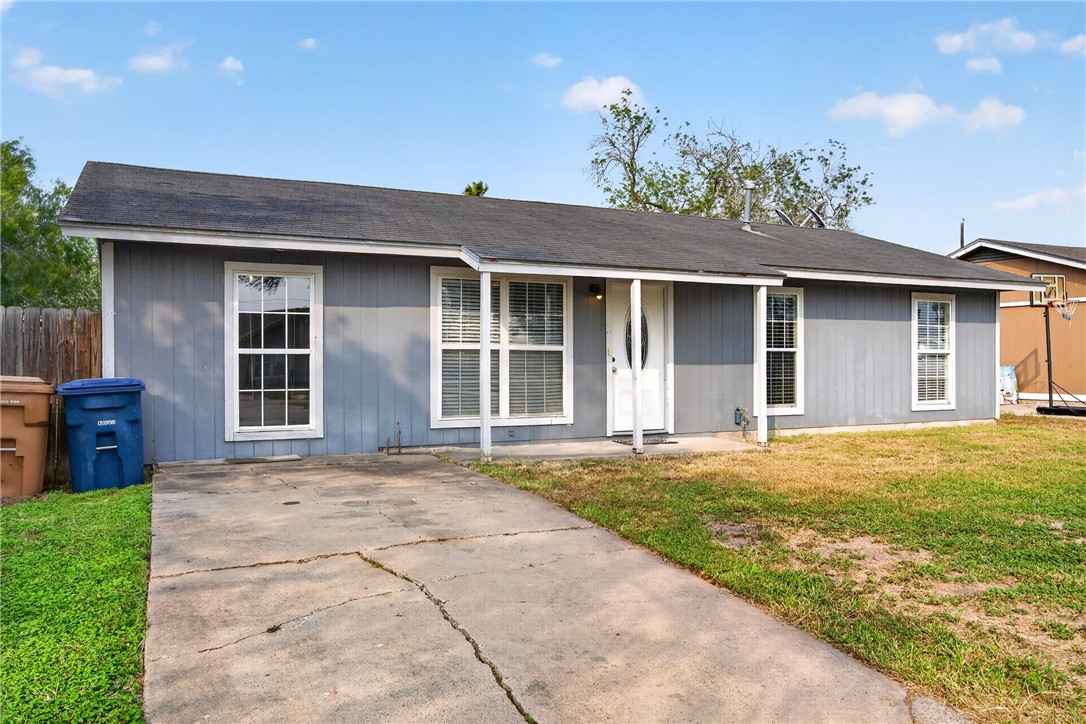 10914 Stacy Corpus Christi TX 78410